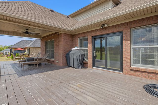 1084 Scenic Garden, Lawrenceburg, KY 40342