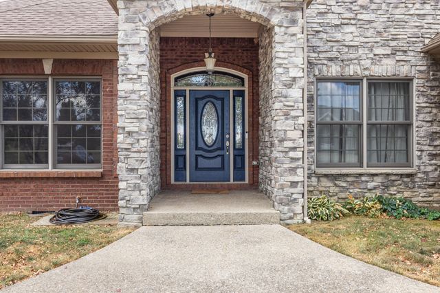 1084 Scenic Garden, Lawrenceburg, KY 40342