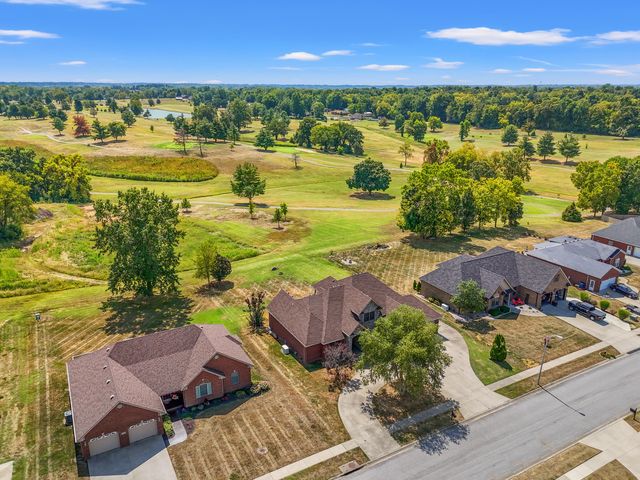 1084 Scenic Garden, Lawrenceburg, KY 40342