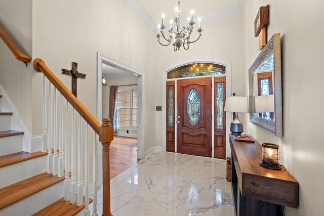 1084 Scenic Garden, Lawrenceburg, KY 40342