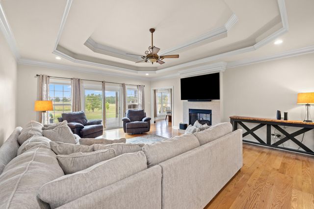 1084 Scenic Garden, Lawrenceburg, KY 40342