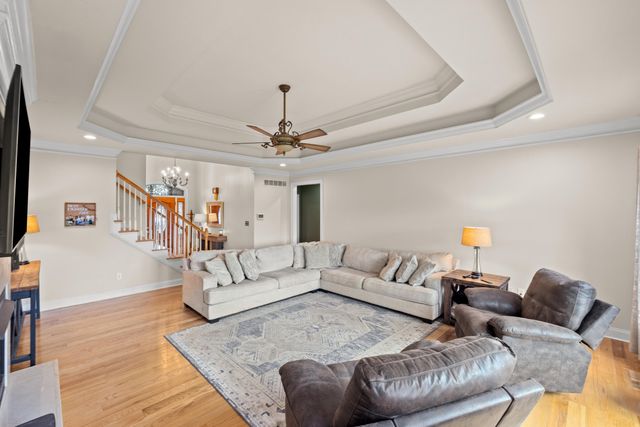 1084 Scenic Garden, Lawrenceburg, KY 40342