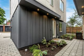 1512 NW 59th Street, Seattle, WA 98107