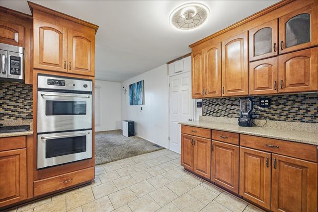 47 S 204th East Avenue, Tulsa, OK 74108