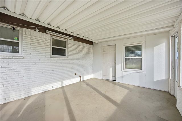 47 S 204th East Avenue, Tulsa, OK 74108
