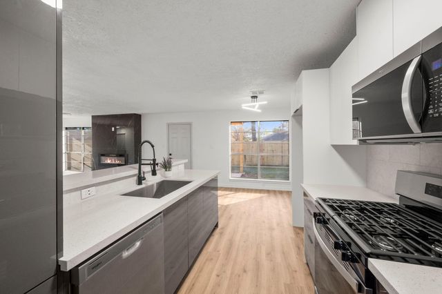 2310 Cypresstree Drive, Spring, TX 77373