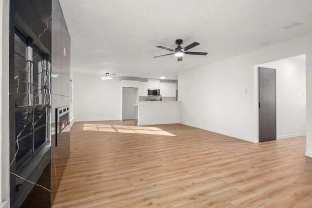 2310 Cypresstree Drive, Spring, TX 77373