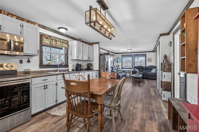 6354 Sioux Drive, French Village, MO 63036