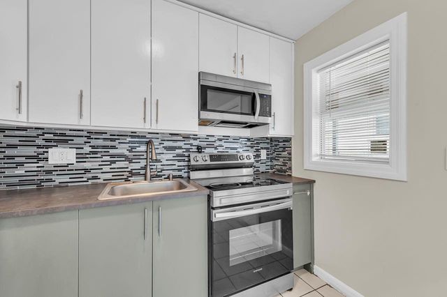 728 20th Street, West Palm Beach, FL 33407