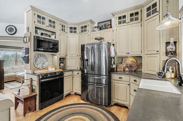 18939 I- Drive N, Marengo Twp, MI 49068