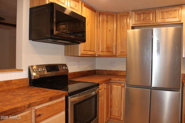 6229 S NATOMA Trail, Hereford, AZ 85615