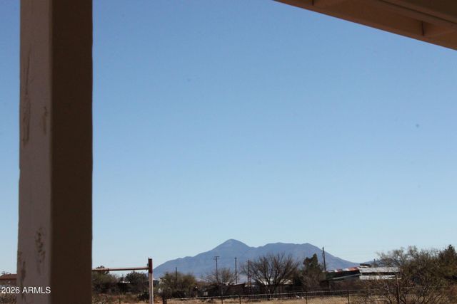 6229 S NATOMA Trail, Hereford, AZ 85615