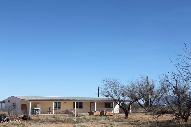 6229 S NATOMA Trail, Hereford, AZ 85615