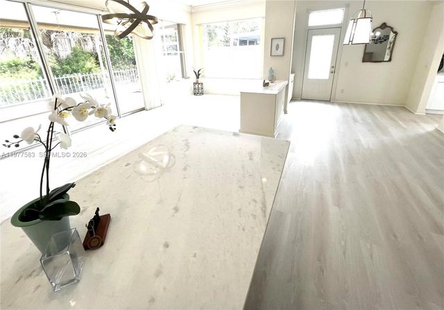 7625 SE Bay Cedar Circle, Hobe Sound, FL 33455