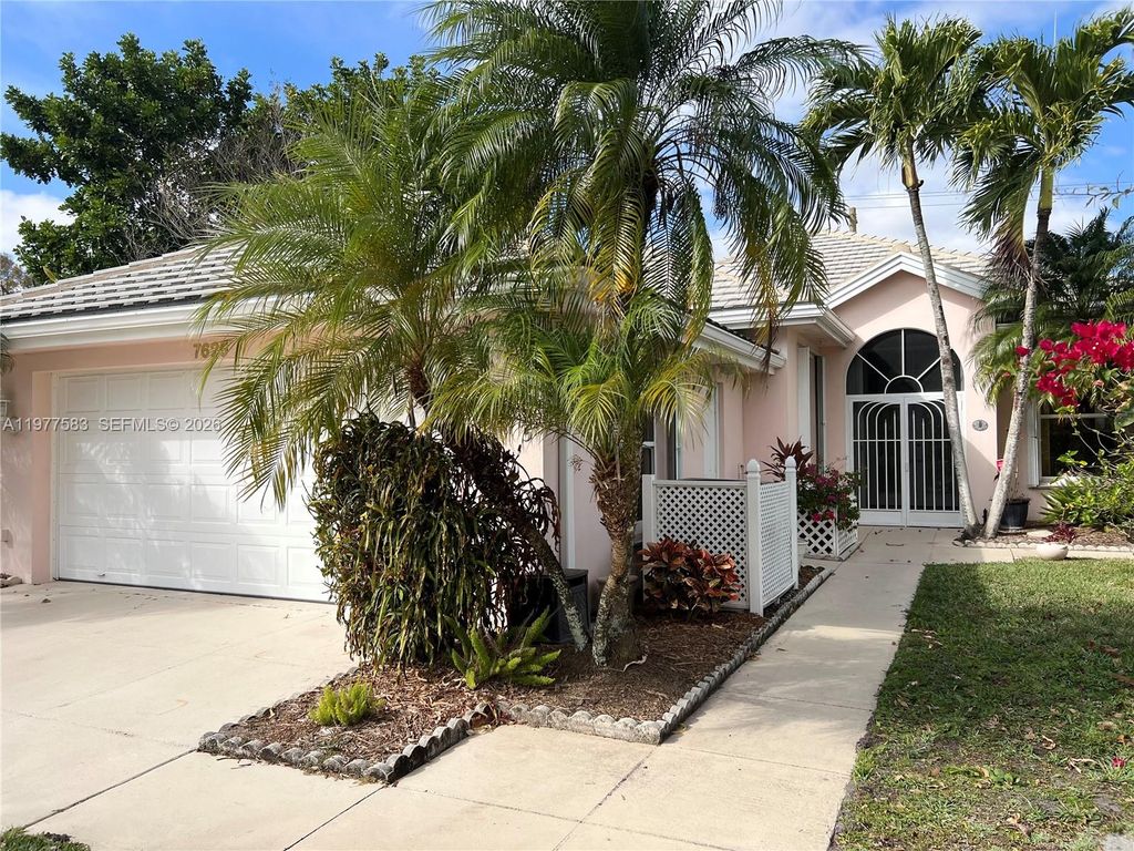 7625 SE Bay Cedar Circle, Hobe Sound, FL 33455