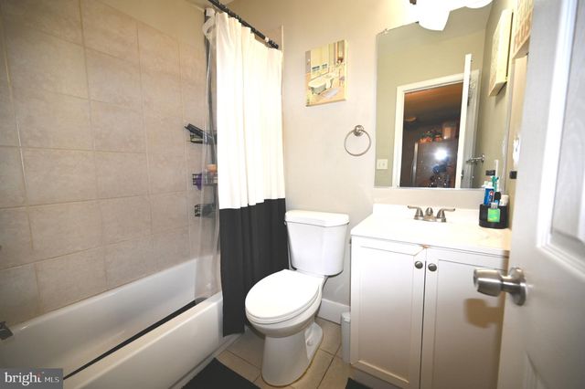 4800 DEANWOOD DR, Capitol Heights, MD 20743