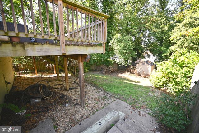 4800 DEANWOOD DR, Capitol Heights, MD 20743