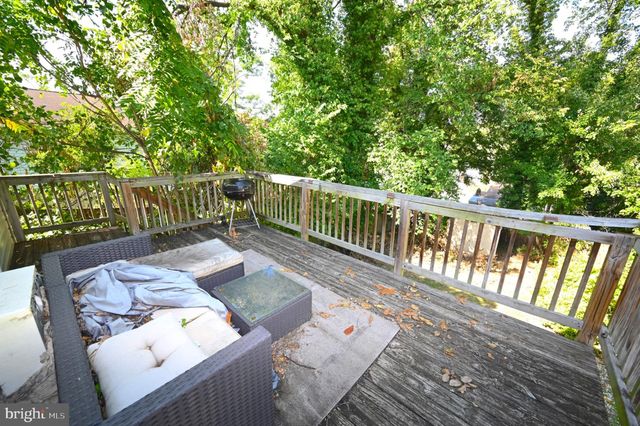 4800 DEANWOOD DR, Capitol Heights, MD 20743