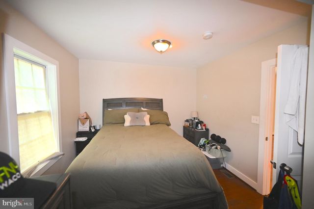 4800 DEANWOOD DR, Capitol Heights, MD 20743