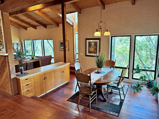 4181 Thunderbird Ln, Rescue, CA 95672