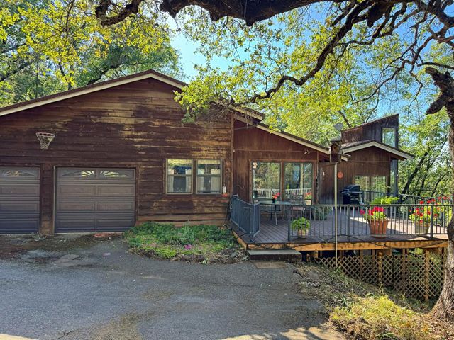 4181 Thunderbird Ln, Rescue, CA 95672
