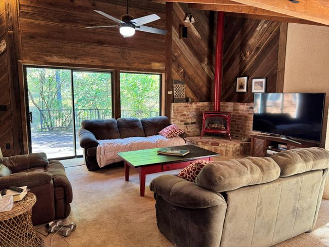 4181 Thunderbird Ln, Rescue, CA 95672