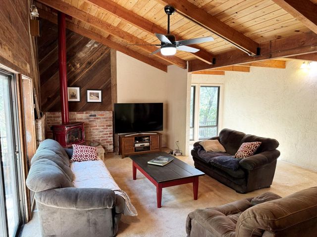 4181 Thunderbird Ln, Rescue, CA 95672