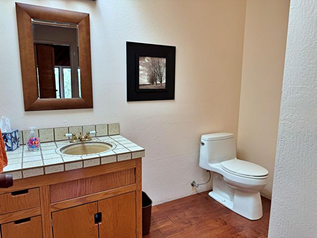 4181 Thunderbird Ln, Rescue, CA 95672