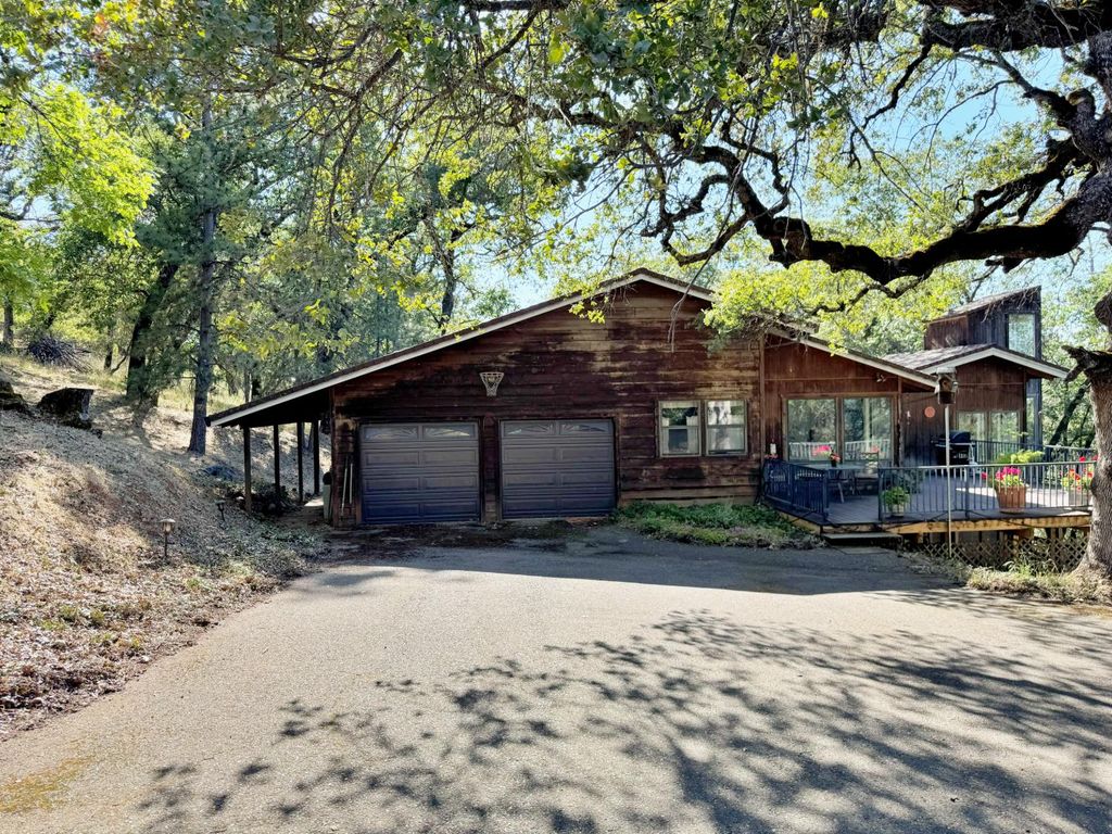 4181 Thunderbird Ln, Rescue, CA 95672