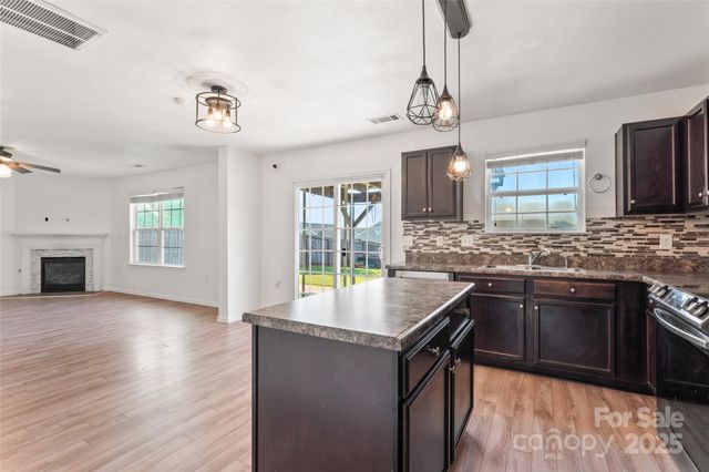 1813 Eastway Drive, Dallas, NC 28034