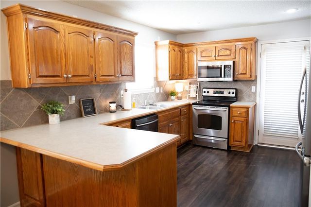 505 W 4th Street, Wellsville, KS 66092