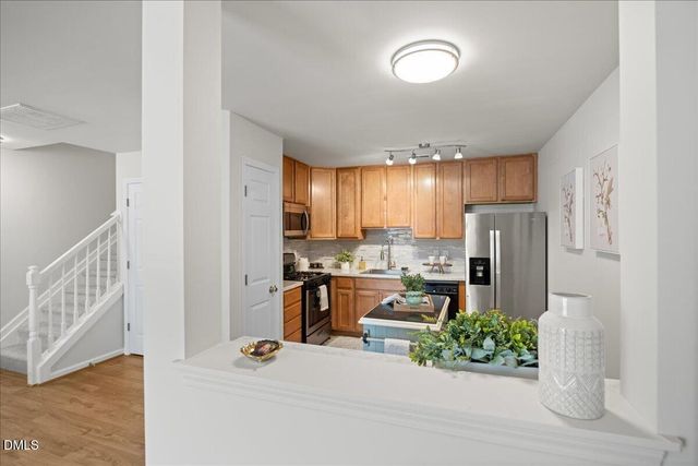 8610 Neuse Landing Lane, Raleigh, NC 27616