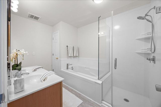 8610 Neuse Landing Lane, Raleigh, NC 27616