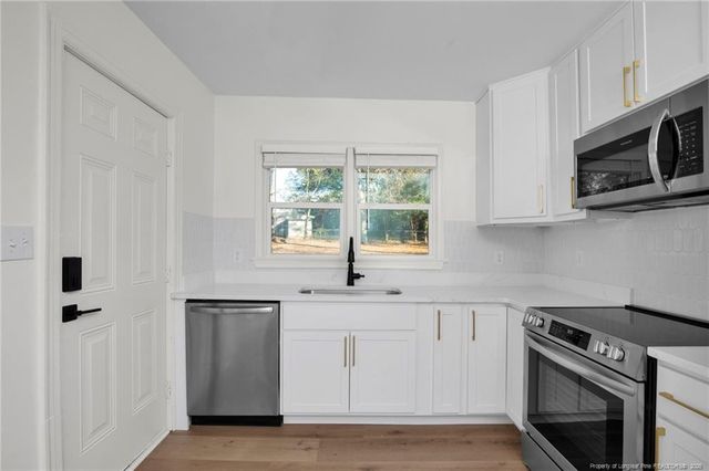 809 Anarine Road, Fayetteville, NC 28303