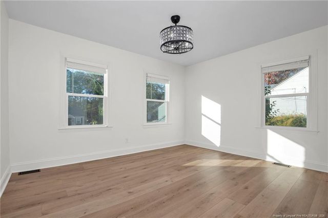 809 Anarine Road, Fayetteville, NC 28303