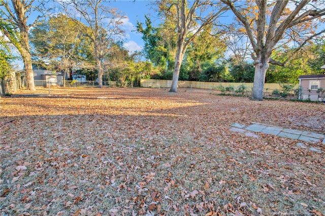 809 Anarine Road, Fayetteville, NC 28303