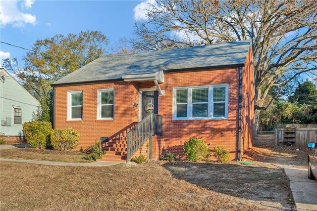 809 Anarine Road, Fayetteville, NC 28303