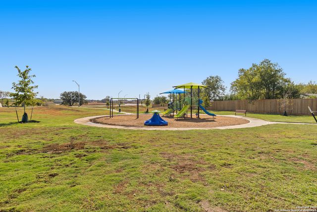 10310 Eve Gardens, San Antonio, TX 78224