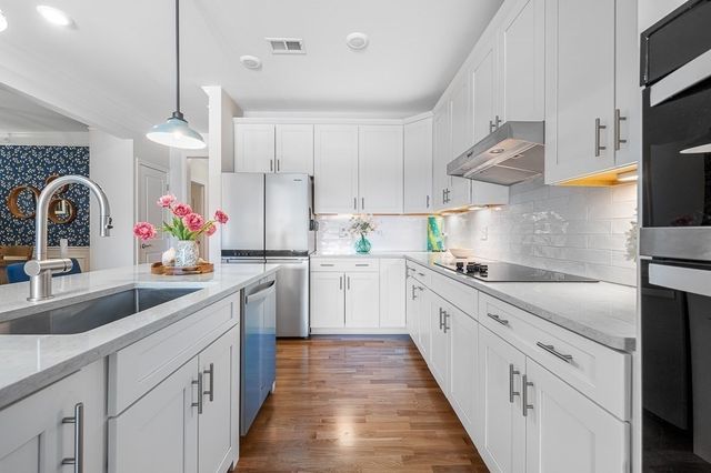 6 Peters Farm Way 411, Westborough, MA 01581