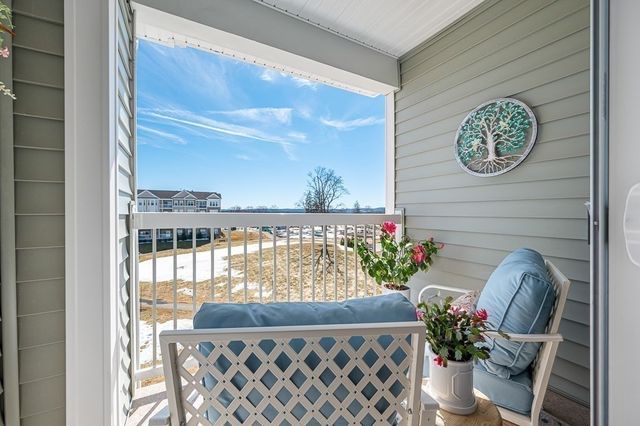 6 Peters Farm Way 411, Westborough, MA 01581