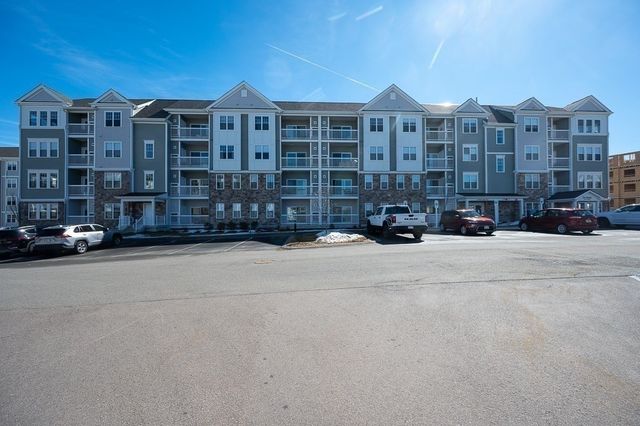 6 Peters Farm Way 411, Westborough, MA 01581