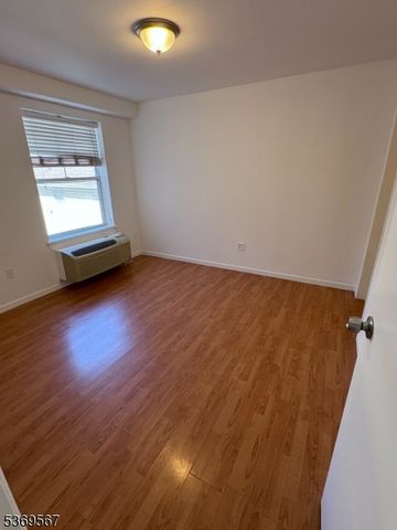 54 Polk Street, Unit N3 N3, Newark City, NJ 07105