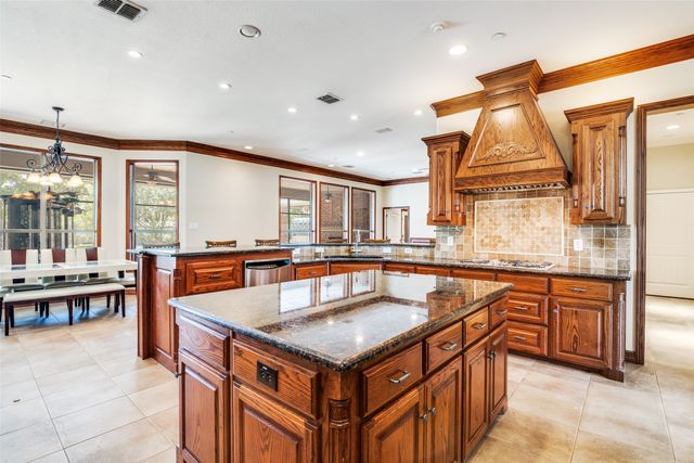 5507 Pinnacle Oak Drive, Sachse, TX 75048