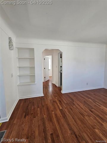 1843 Arlington Avenue, Lincoln Park, MI 48146