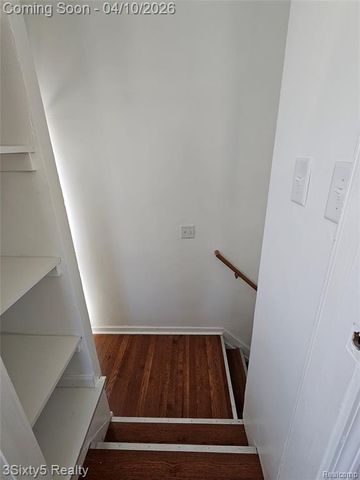 1843 Arlington Avenue, Lincoln Park, MI 48146