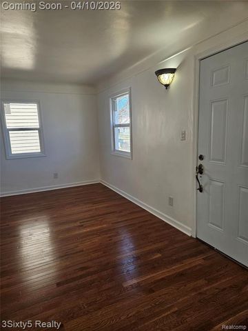 1843 Arlington Avenue, Lincoln Park, MI 48146