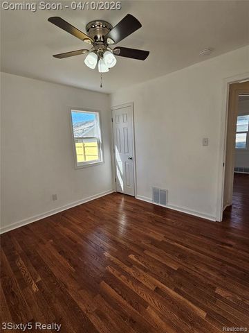 1843 Arlington Avenue, Lincoln Park, MI 48146