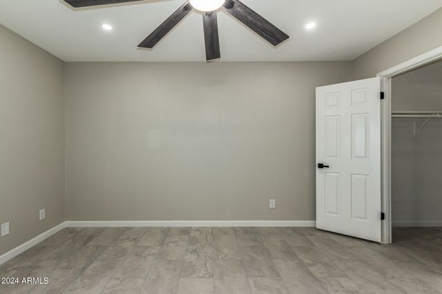 1734 W BANFF Lane, Phoenix, AZ 85023