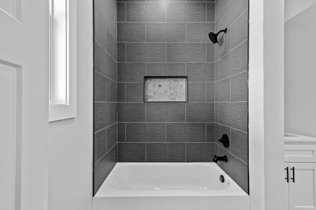 1533 Signature, Cabot, AR 72023