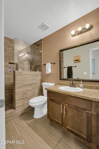 3021 WOODHEAD, El Paso, TX 79938